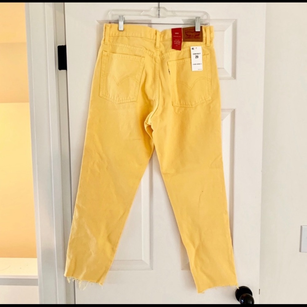 NWT Levi's Wedgie Fit Yellow Mom Jeans